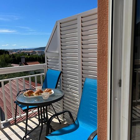 Apartment Marija 2 Near Split Каштела Экстерьер фото