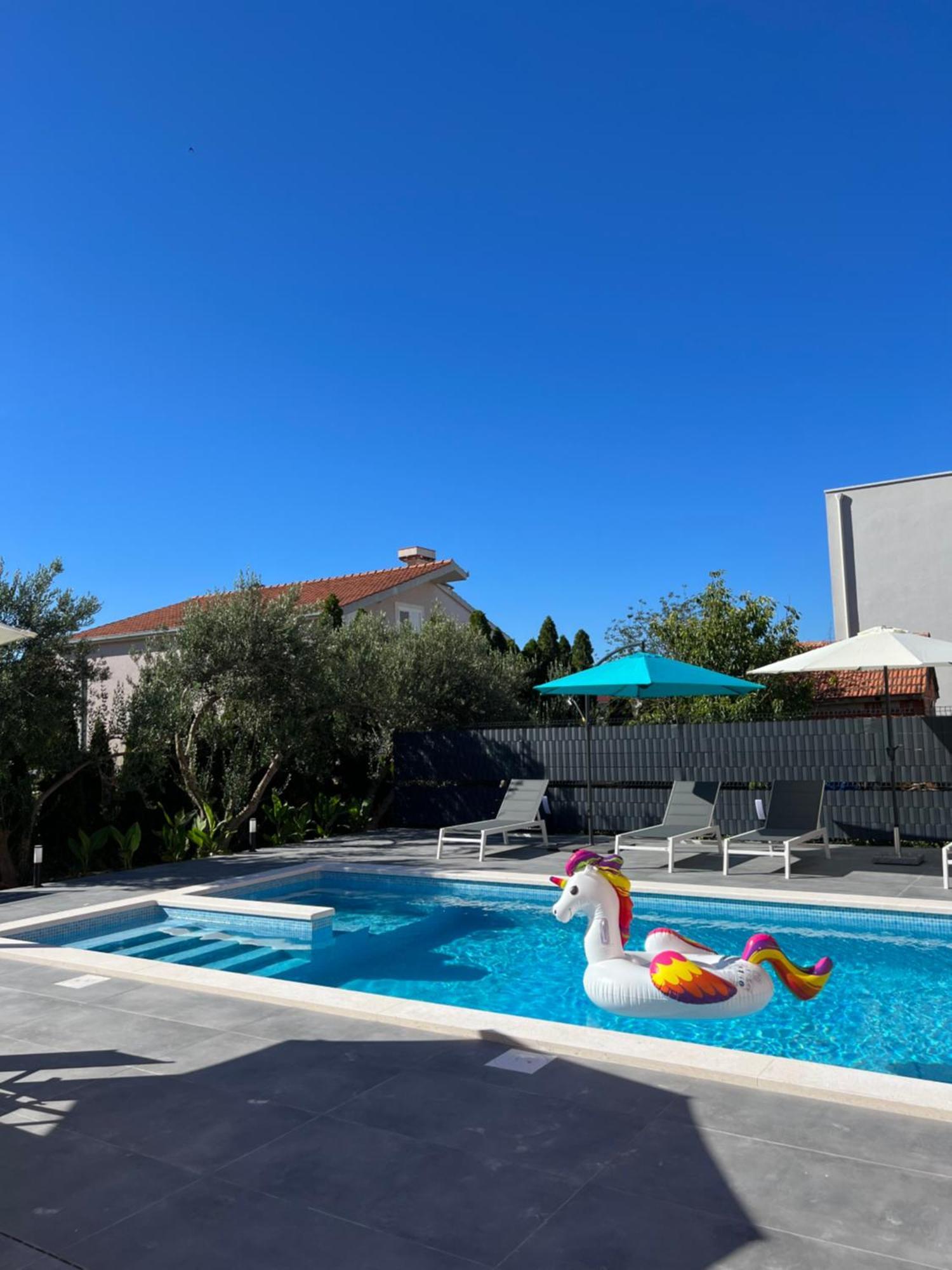 Apartment Marija 2 Near Split Каштела Экстерьер фото