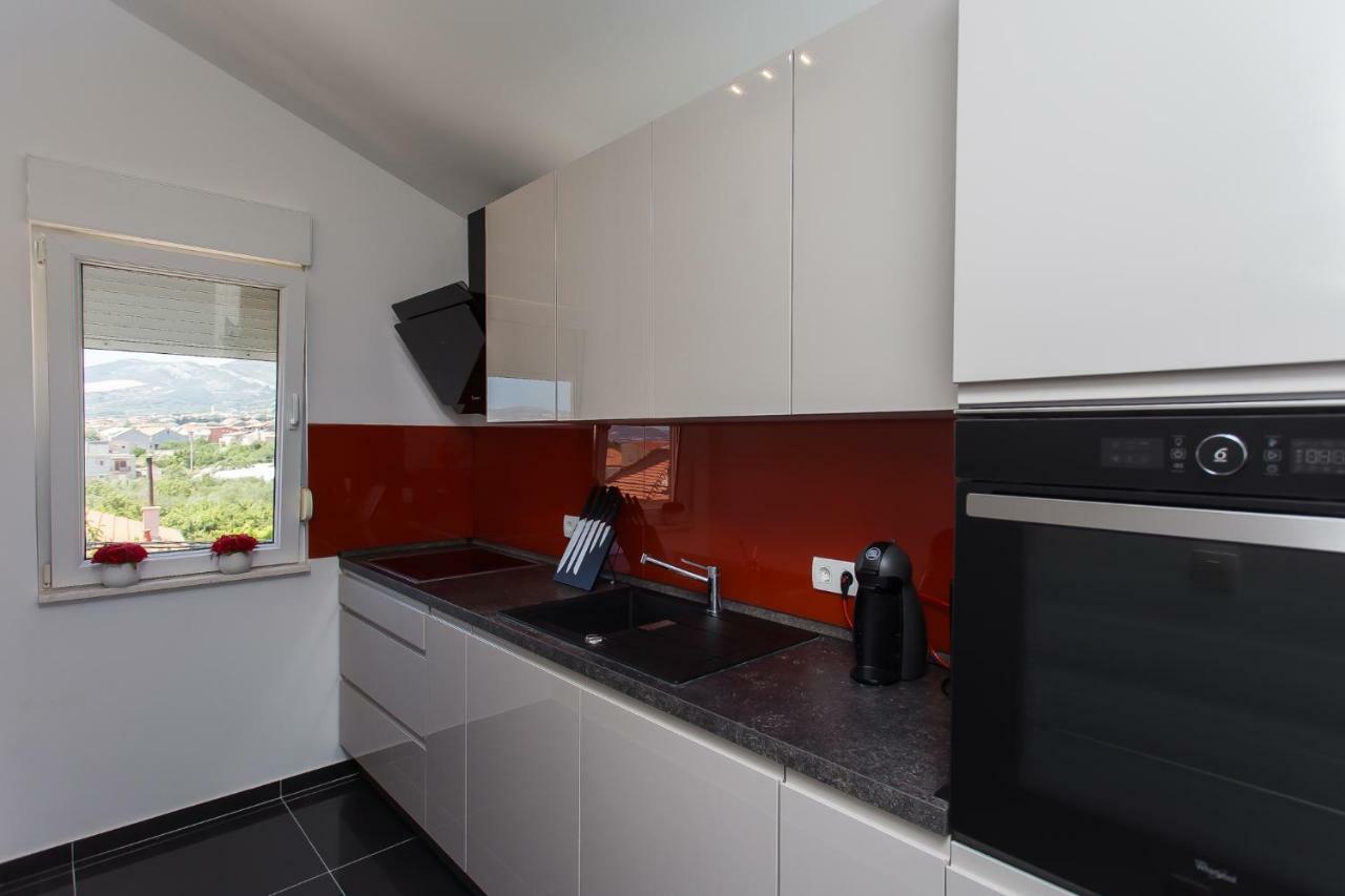 Apartment Marija 2 Near Split Каштела Экстерьер фото